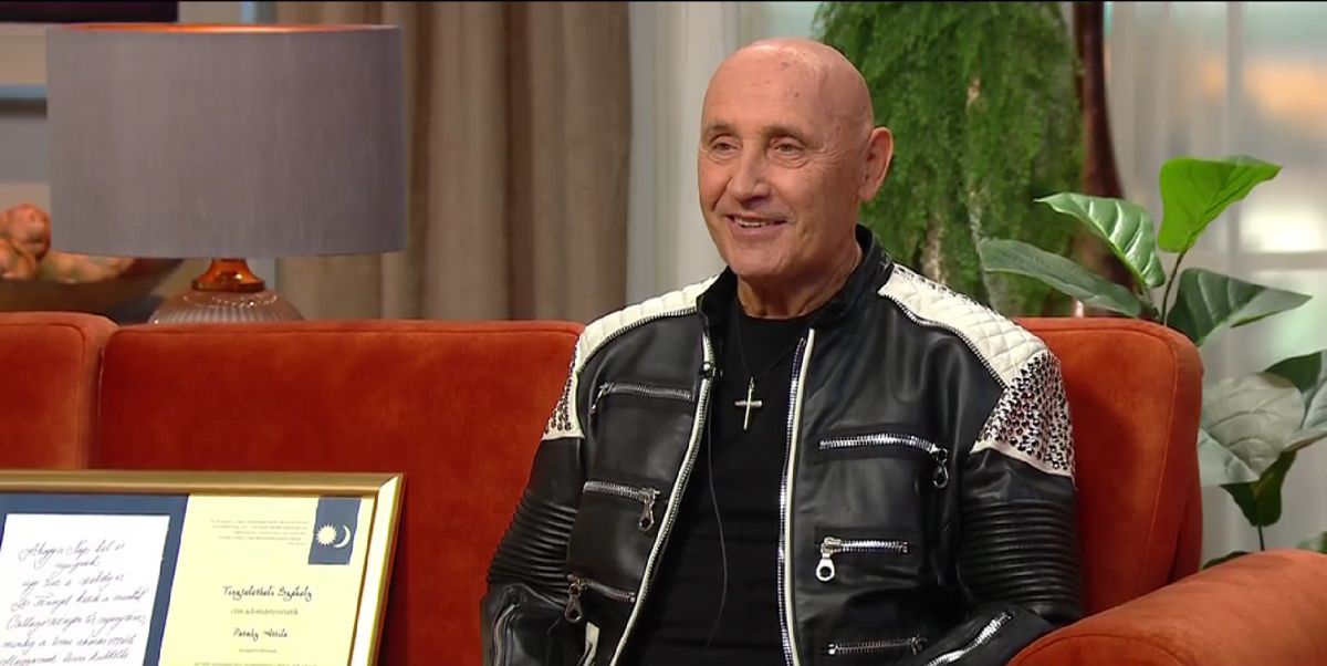 Pataky Attila a Mokkában.