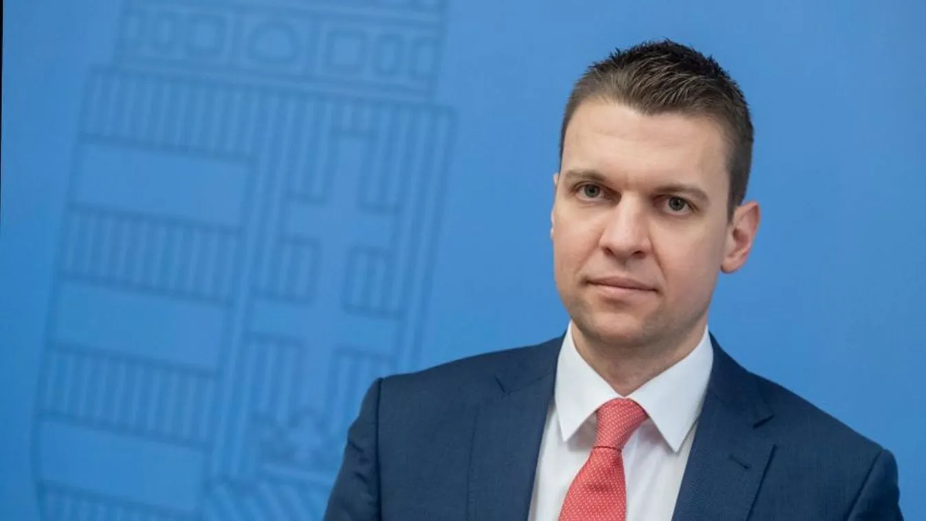 Menczer Tamás:  A NATO főtitkár nyilatkozata arra utal, hogy ez már világháborús, atomháborús készülődés